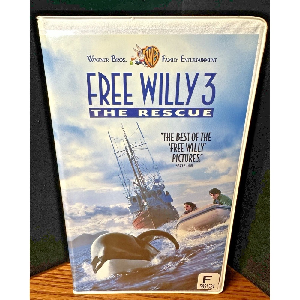 Free Willy 1, 2, & 3 VHS Clamshell VHS Tapes Tested And Work Great! - Picture 12 of 16